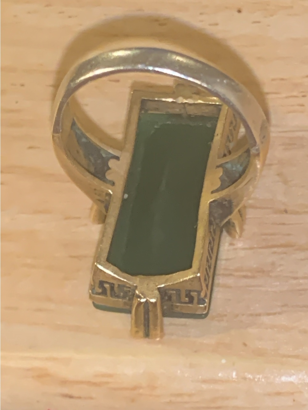 Antique Gold emerald Ring with Emerald Green Rectangular Stoned. Final discou - Picture 2 of 10